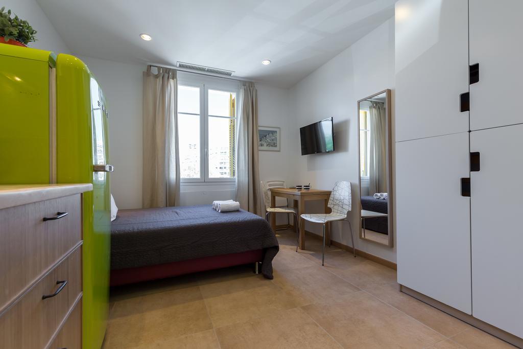 Apartamento Palais Saint Pierre Cagnes-sur-Mer Exterior foto
